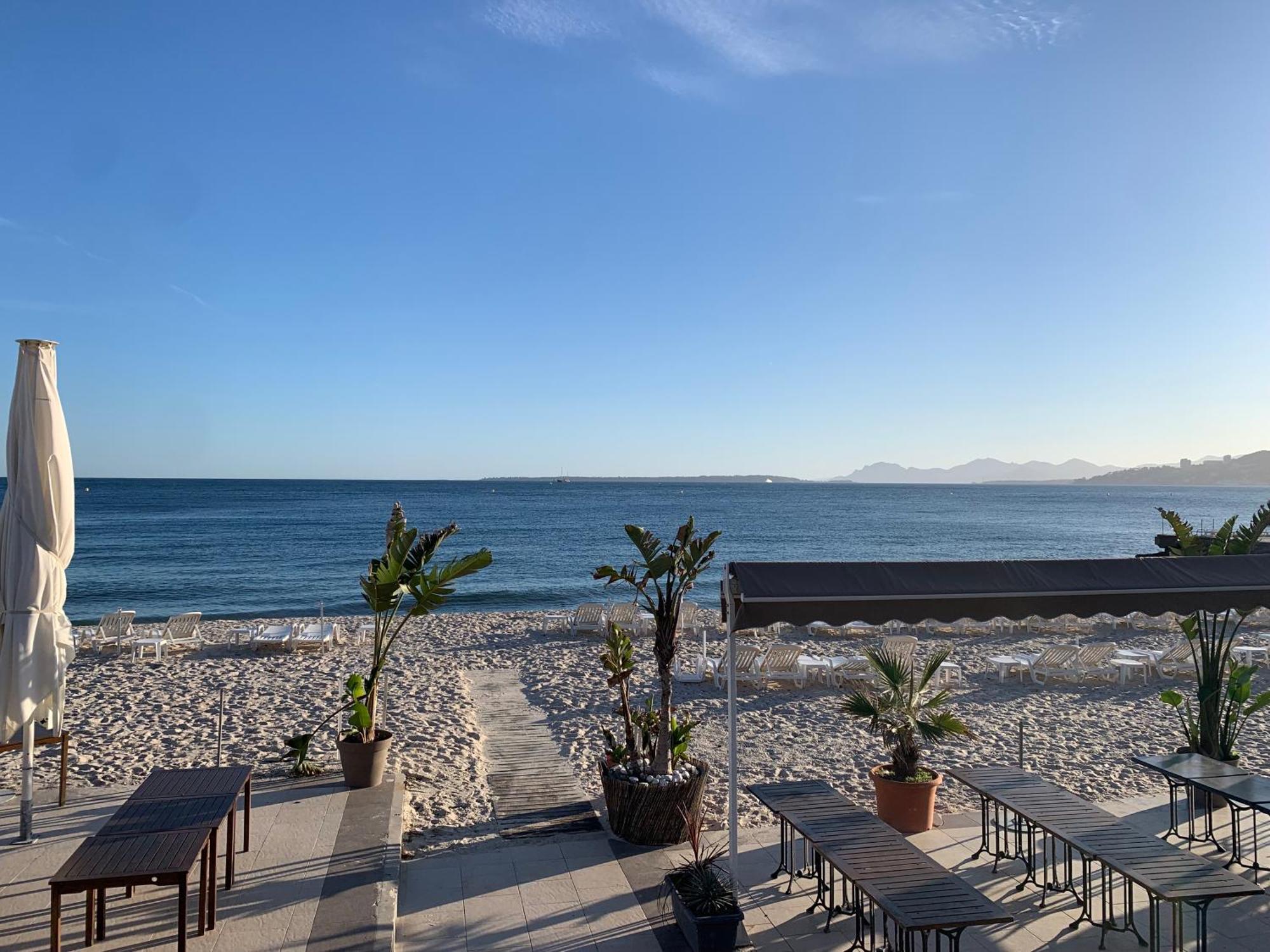 Somptueux Appartement 20M Plages Avec Vue Mer Antibes Esterno foto